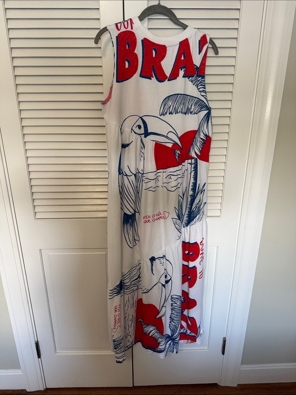 FARM Rio White Maxi Dress with Red & Navy Toucan Print - Picture 5 of 7